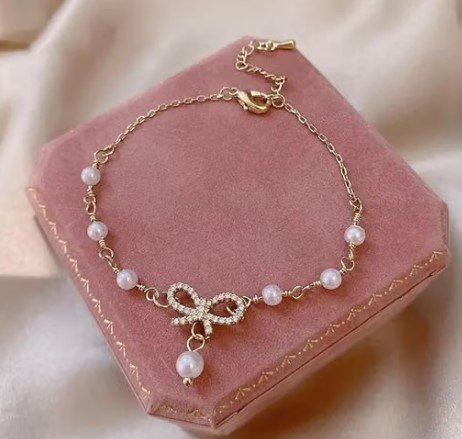 Pearl Charm bracelet